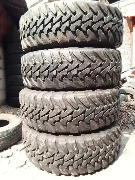 Ban 275/70R18 TOYO OPEN COUNTRY M/T