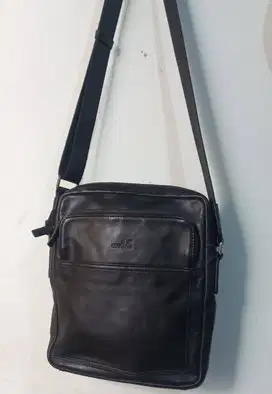 Tas Slempang Conditti Original   Kulit Asli