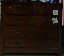 Lemari Baju Jati