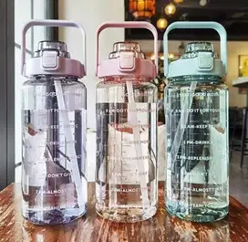 Botol minum 2 liter kekinian