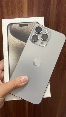 Dijual murah iphone 15 pro max 256gb natural titanium on garansi ibox