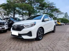 HONDA BRIO E 1.2 AT MATIC 2023 PUTIH, KM 18RIBUAN!!