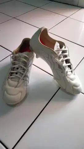 Sepatu Bola Ortuseight size 43