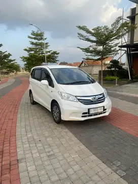 DP 5 JT | HONDA FREED SD 2013 MATIC