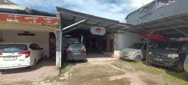 Dijual rumah tua hitung tanah di Slipi binus