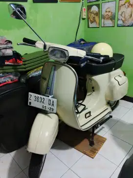 Vespa PTS tahun 1977