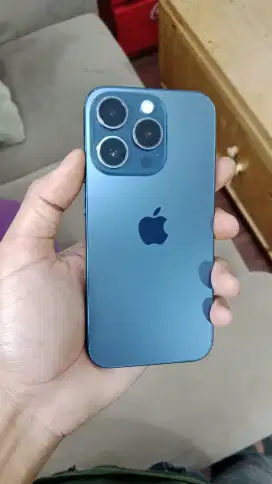 iPhone 15 Pro 256 inter