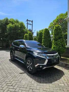 Mitsubishi pajero dakar 2019 matic diesel solar warna hitam