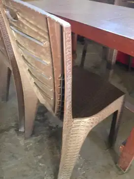 KURSI PLASTIK BAGUS