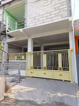 DIJUAL RUMAH 2 LANTAI + KOS KOS AN 10 PINTU - SIAP HUNI, SIAP CUAN