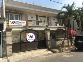DIJUAL RUMAH DHARMAHUSADA INDAH BARAT