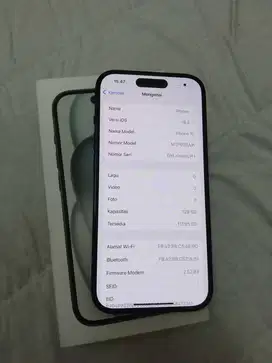 iPhone 15 black 128GB BH 100 on Februari