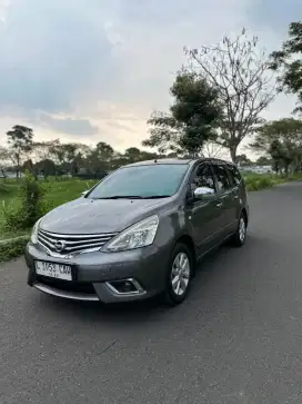 Nissan Grand livina xv matic