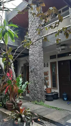 Rumah 3 Lantai Strategis Siap Huni Furnish Area Banten Buah Batu