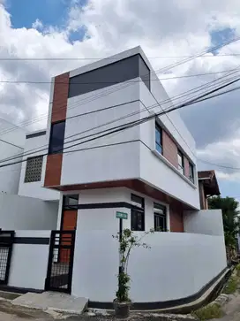 Rumah Baru 2 Unit Komplek Margahayu Raya Bandung