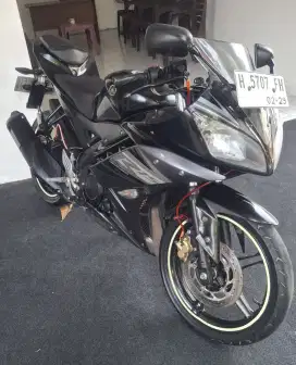 YAMAHA YZF R15 2014