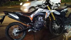 Dijual motor honda crf 150