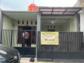 Rumah di telaga bestari