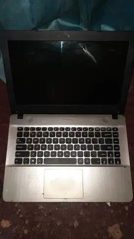 Laptop Asus X441MA