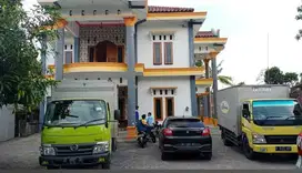 Disewakan rumah besar di mlati selaman cocok untuk kantor dan gudang
