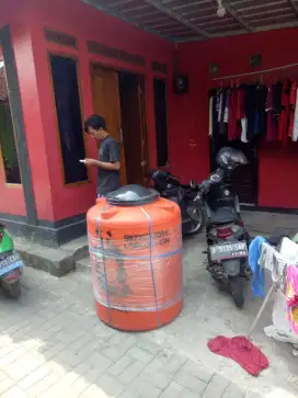 TOREN AIR BERSIH