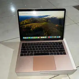 MACBOOK AIR 13 2019 8/128 GB Core i5