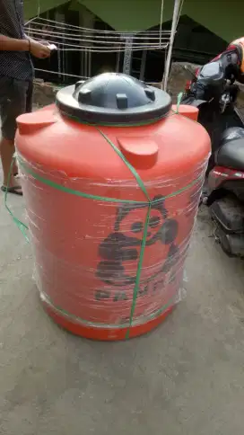Toren tandon tangki air