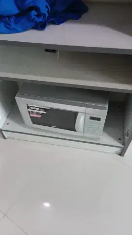 Micro Wave bekas Artis