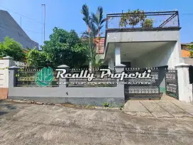 Rumah Komplek Tanah Besar Dekat Plaza Pondok Gede