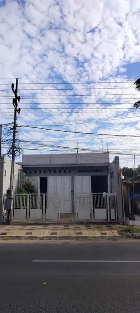 Ruko murah Jalan Raya Tuban Kota Nol Jalan propinsi bagus buat usaha