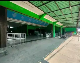 Disewakan ruko besar di sleman