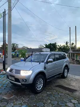 PAJERO SPORT EXCEED 2009 AUTOMATIC (pakain pribadi, atas nama pribadi)