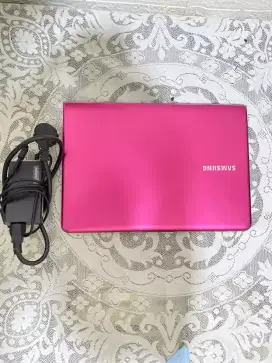 Laptop Samsung Ultrabook 530U, Intel Core i3-3217U, 
ssd 240gb+24Gb