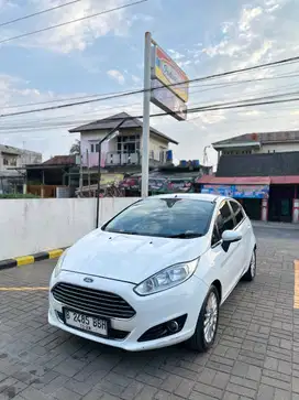 Ford fiesta 2013 S AT