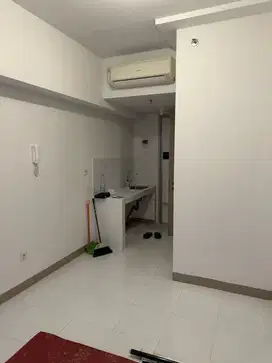 Disewakan Apartemen Tokyo Riverside Pik2 studio ac1 price 11jt/thn