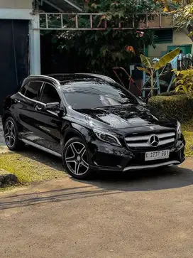 Mercedes-Benz GLA200 2016 Bensin