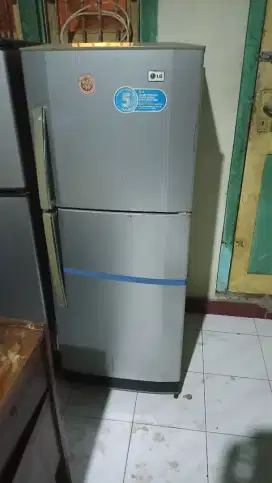kulkas LG normal dingin beku ori
