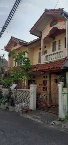 Rmh murah siap huni strategis di Cijerah dkt cigondewah