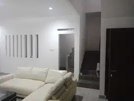 Dijual Rumah Kinclong Di Setra Regency