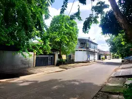 Jual Kantor 400m2 Siap Pakai di Kompleks Persada Sayang