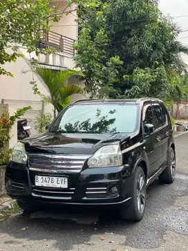 Nissan X-Trail 2010 Bensin