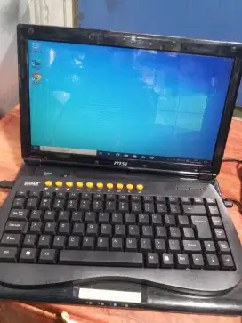 laptop  msi ram 4gb