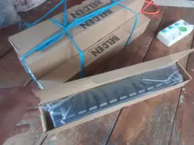 Rel kabel rak server