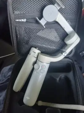 Gimbal DJI Osmo Mobile 5 OM5 normal
