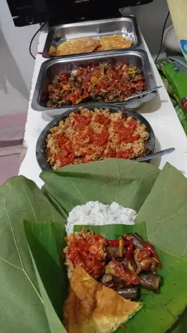Nasi berkat godong jati