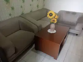 Dijual sofa 211 dan meja tamu
