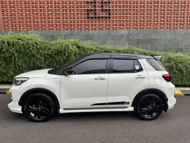 Jual Toyota Raize GR TSS Two Tone 2022 Tangan Pertama