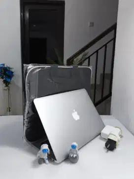 MACBOOK AIR Special Edition Super duper tipis MULUS
