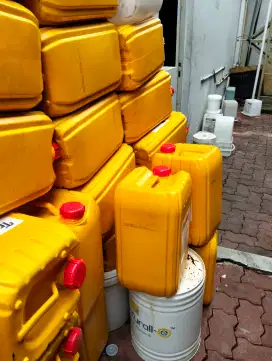 Kardus/ box kuat & baik