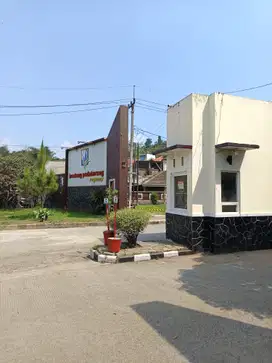 Rumah minimalis dekat IKEA kotabaru Parahyangan